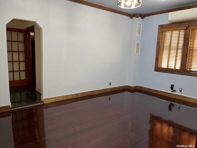 Foto del edificio - 107-31 93rd St