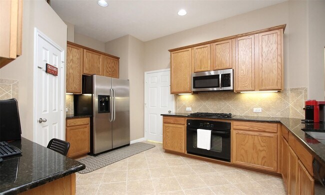 Building Photo - 16919 Langham Heights Ln