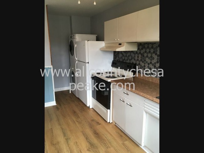 Foto del edificio - 8552 Harris Ave