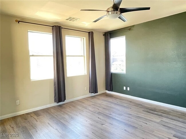 Building Photo - 306 Fringe Ruff Dr