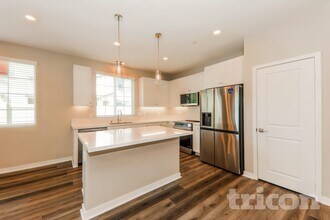 Interior Photo - Tricon Winchester