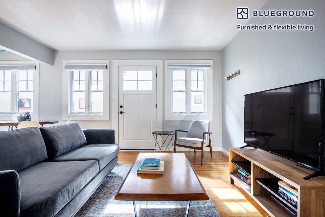 Foto principal - 327 Hawthorne Ave