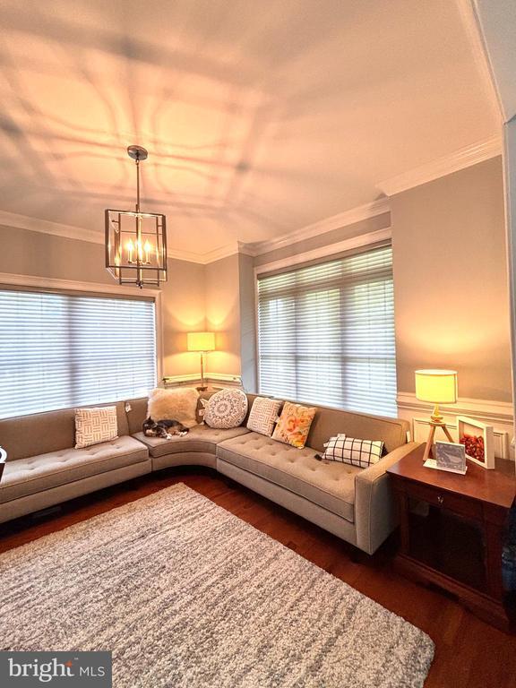 Foto del edificio - 288 N Harrison St