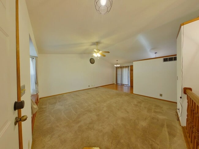 Foto del edificio - 3 Bedroom Home