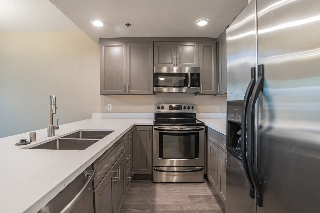 Photo - 411 Park Ave #324