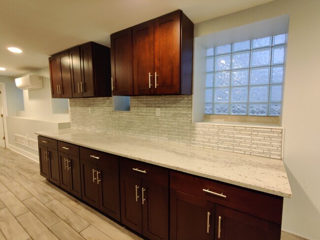 Foto del edificio - 1252 N Greenview Ave