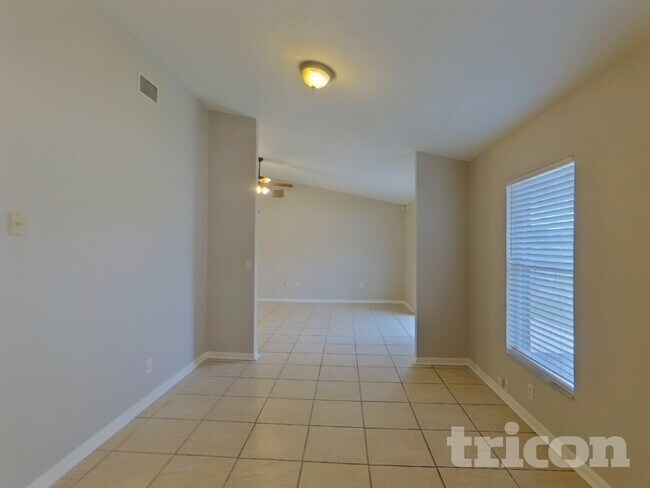 Building Photo - 1811 14th St W