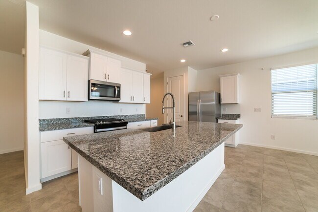 Foto del edificio - 11039 W Pkwy Dr