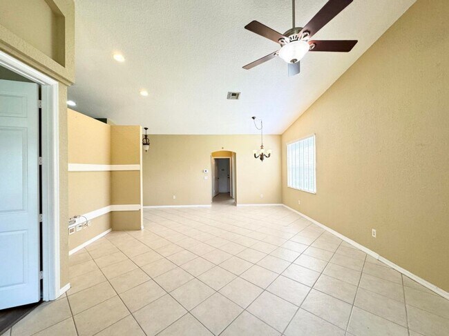 Foto del edificio - 8654 Lineyard Cay