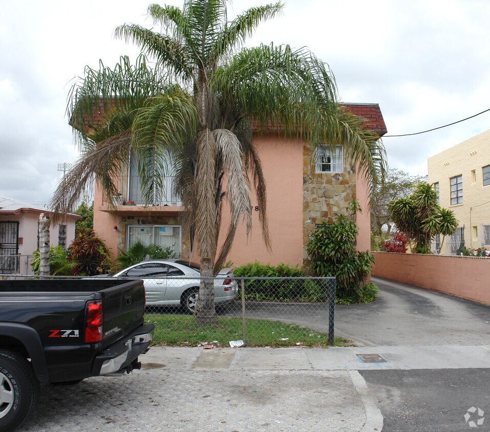 Primary Photo - 1978 NW 22nd Ct