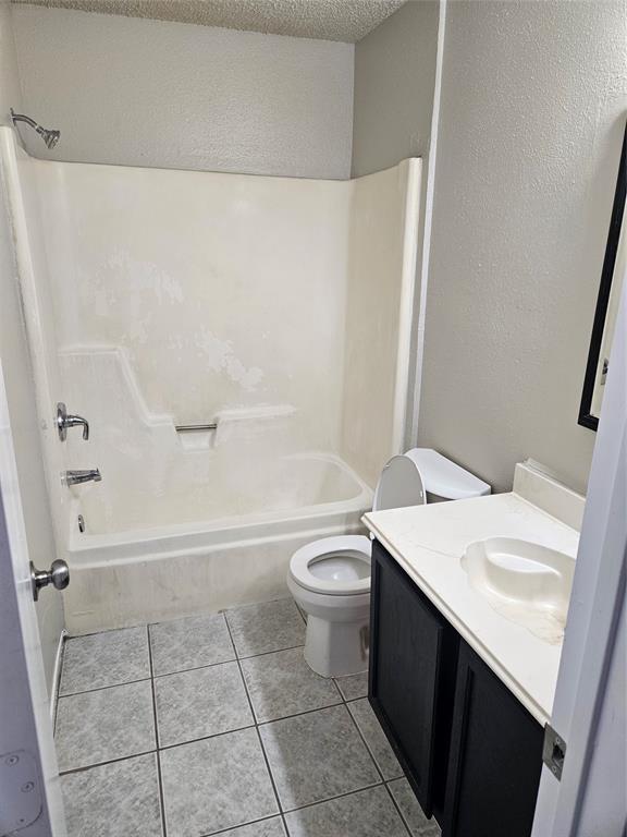Foto del edificio - 10111 Wild Hollow Ln