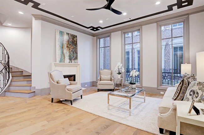 Foto del edificio - 2330 Welch St