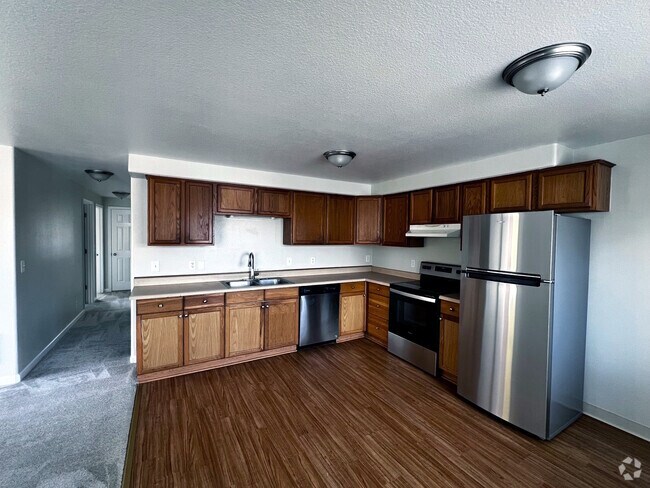 Building Photo - 1047 8th Ave