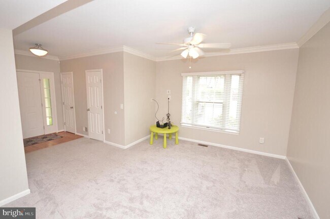 Foto del edificio - 6504 Castine Ln
