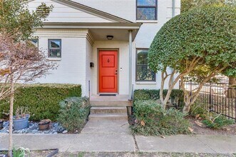 Building Photo - 4924 Lahoma St