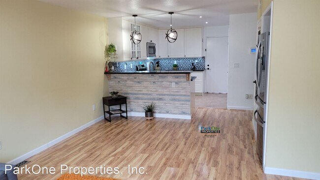 Building Photo - 4 br, 3 bath House - 8180 Locust Place S