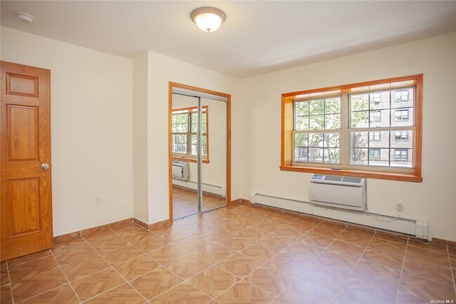 Building Photo - 62 Tompkins Ave