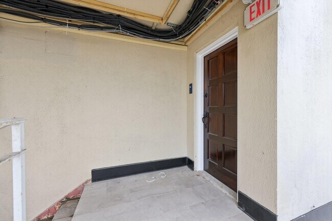 Foto del edificio - 412 Washington St