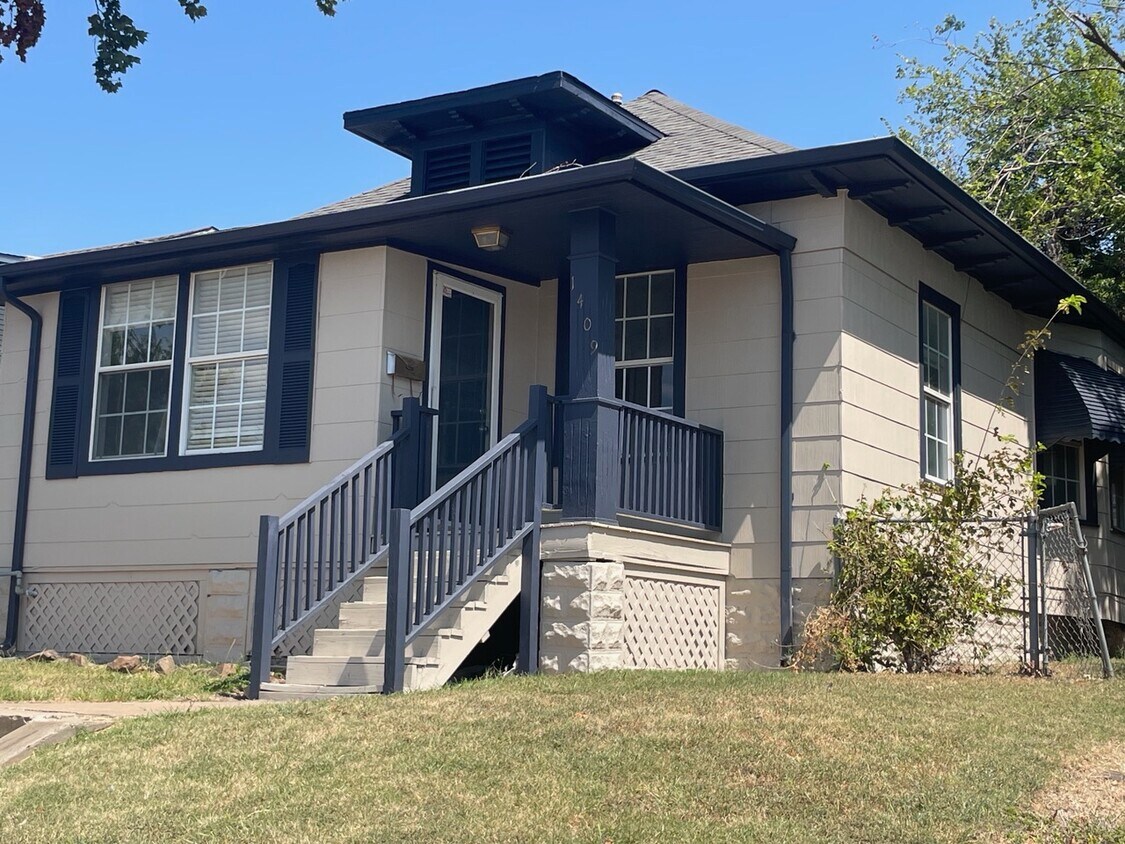 1409 S Quaker Ave, Tulsa, OK 74120 House Rental in Tulsa, OK