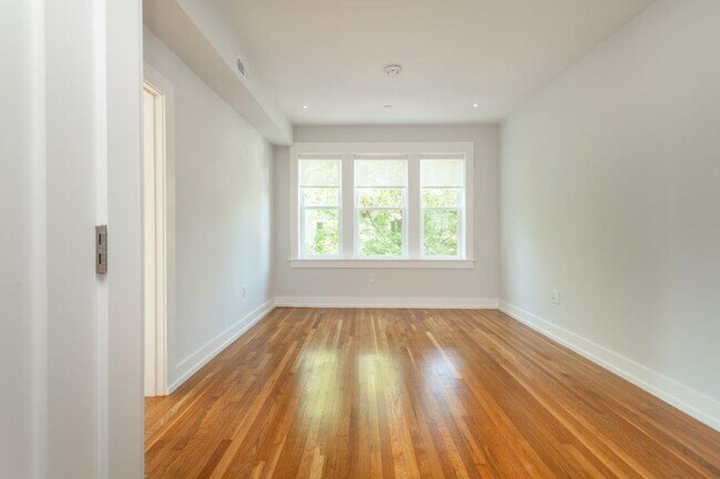 Foto del edificio - 16 Forest St