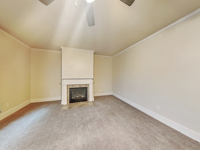 Building Photo - 5301 Cedar Mill Dr