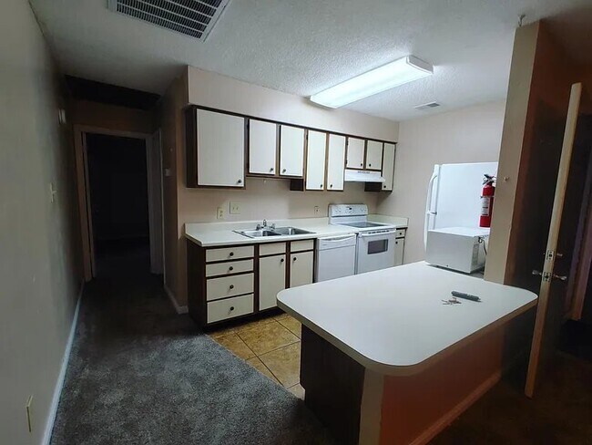 Foto del edificio - 4780 Pontchartrain Dr