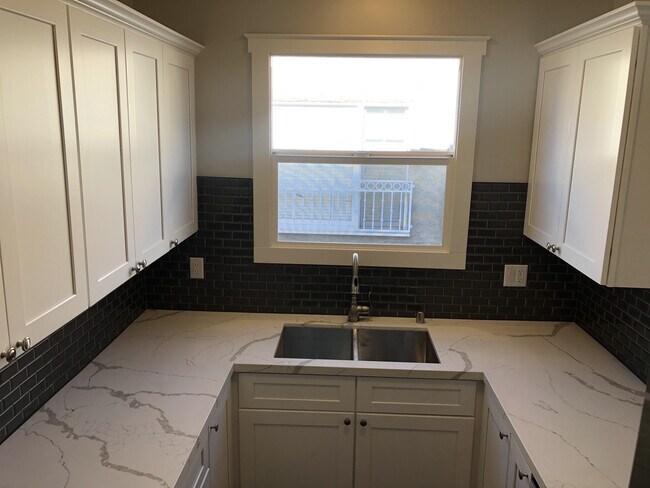 Foto del edificio - 1157 S Citrus Ave