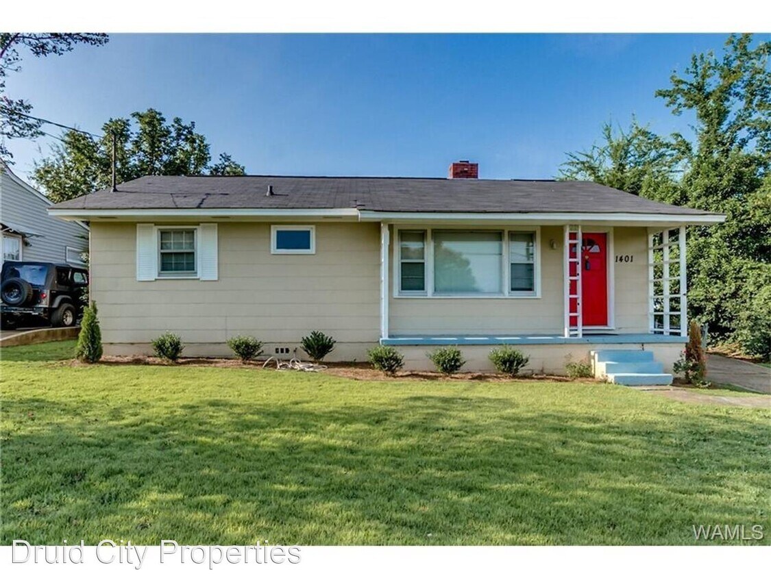 Primary Photo - 3 br, 2 bath House - 1401 14th St East