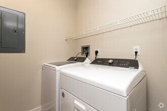 3BR, 3BA - Newcastle - Cambridge Villas