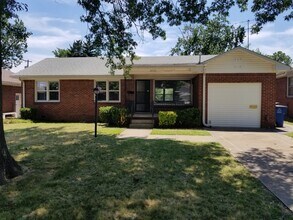 Building Photo - 3732 E 30th St