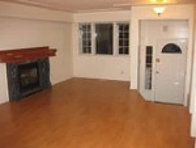 Building Photo - 3955 Pandora St