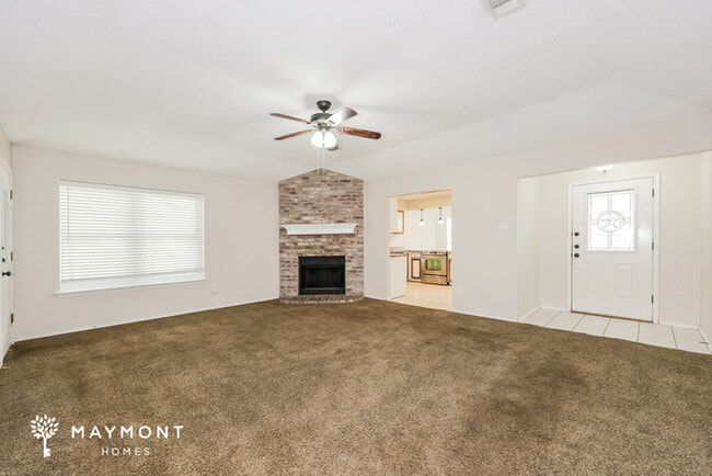 Building Photo - 806 Love Wood Ln