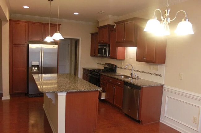 Building Photo - Room in Townhome on Skyros Loop