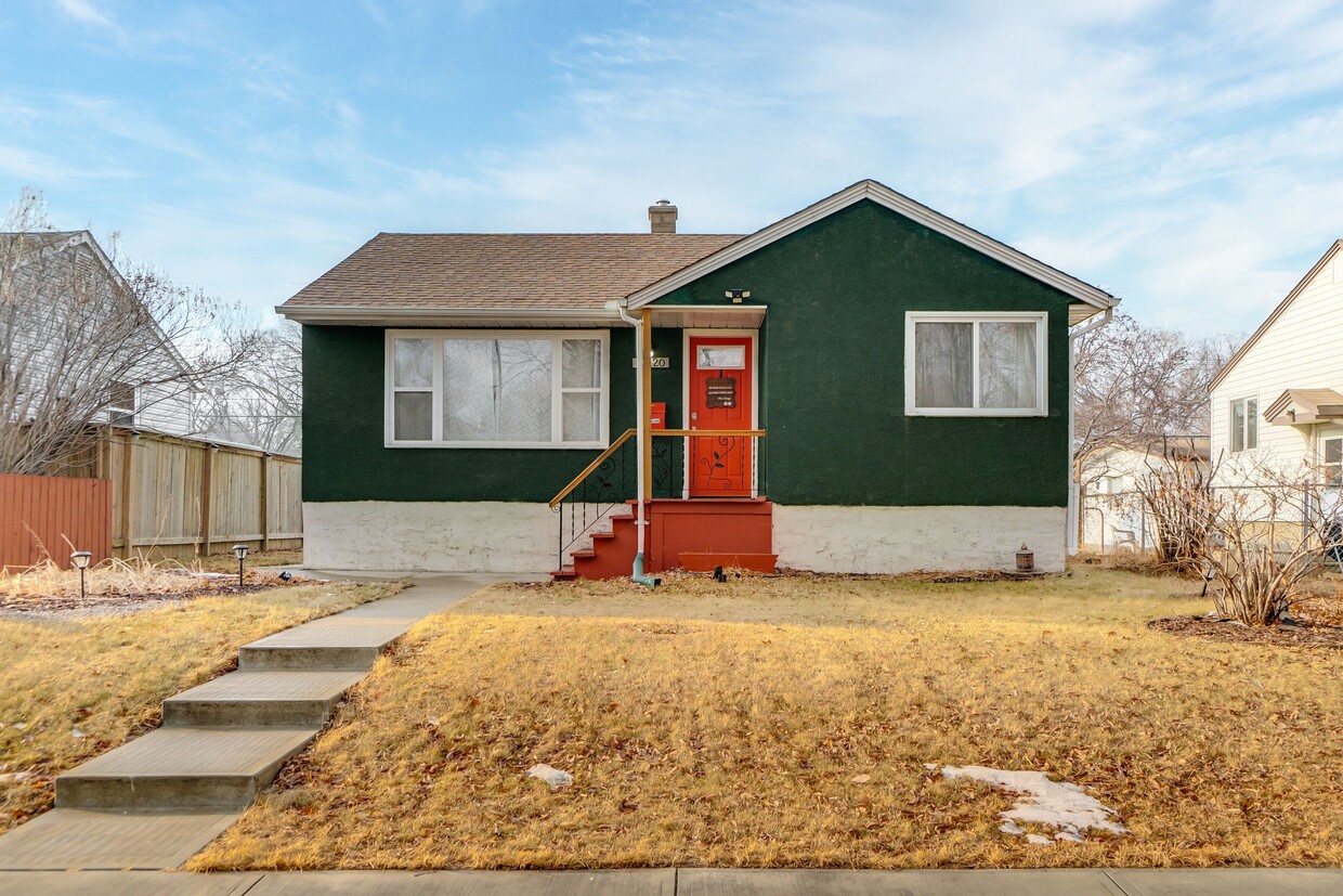 Photo principale - Stylish & Spacious 2-Bedroom + Den Home wi...