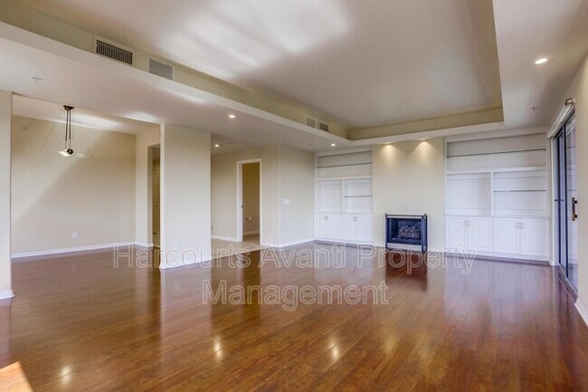 Foto del edificio - 3060 Sixth Ave