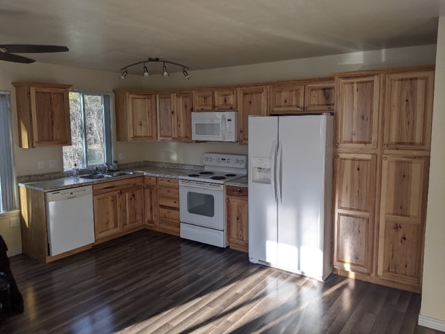 Building Photo - 121 Wilderness Trail