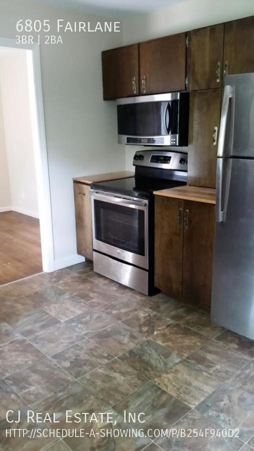 Building Photo - 6805 Fairlane-