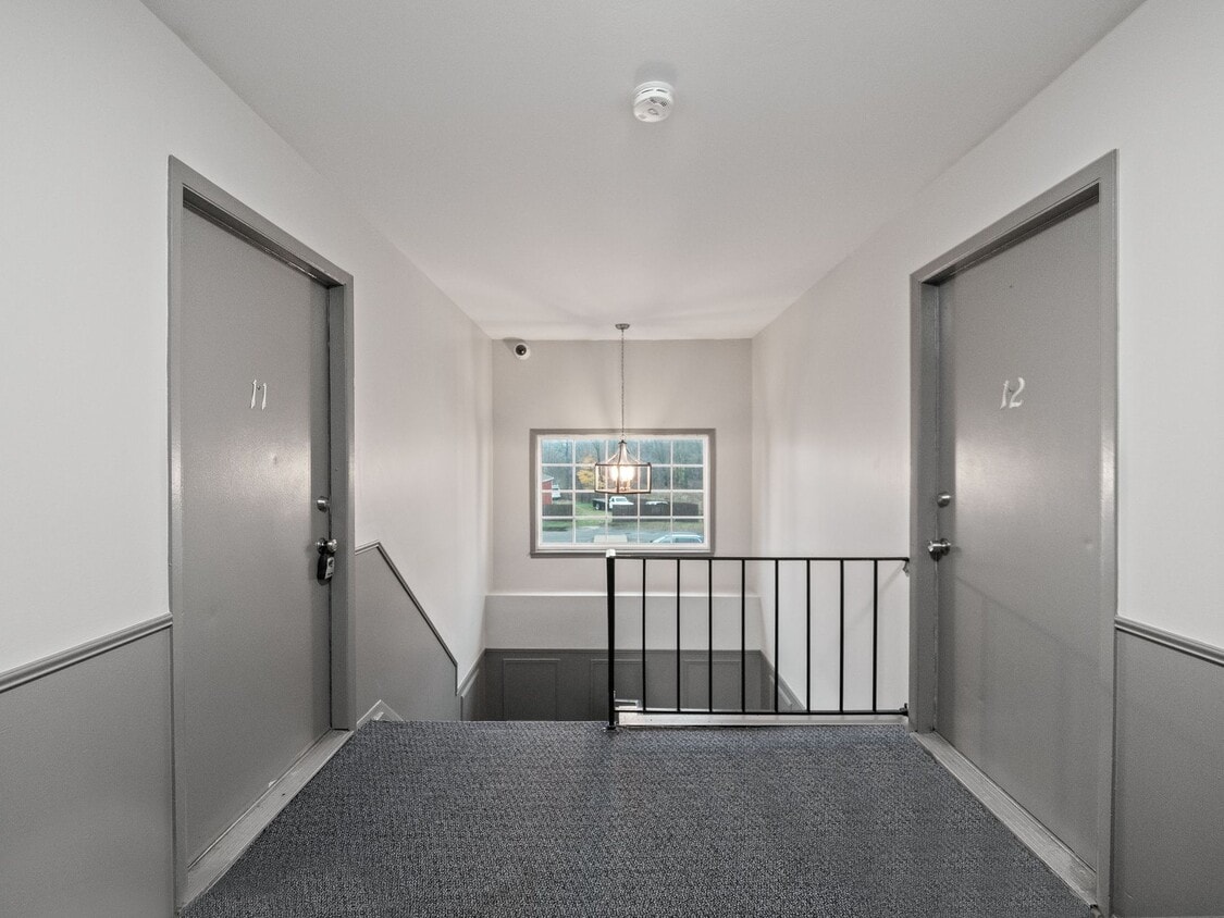 Maple Place Apartments - 2 Bedroom Communi... - 815 E Maple St Holly, MI  48442 | Apartments.com