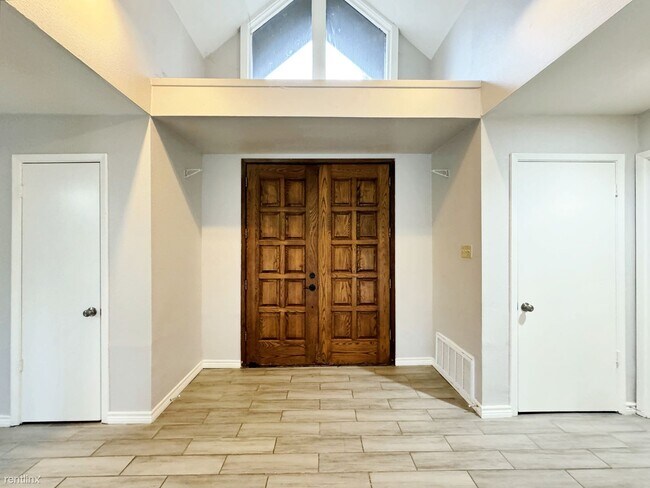 Foto del edificio - 3 br, 2 bath House - 1607 Chestnut Ridge Rd