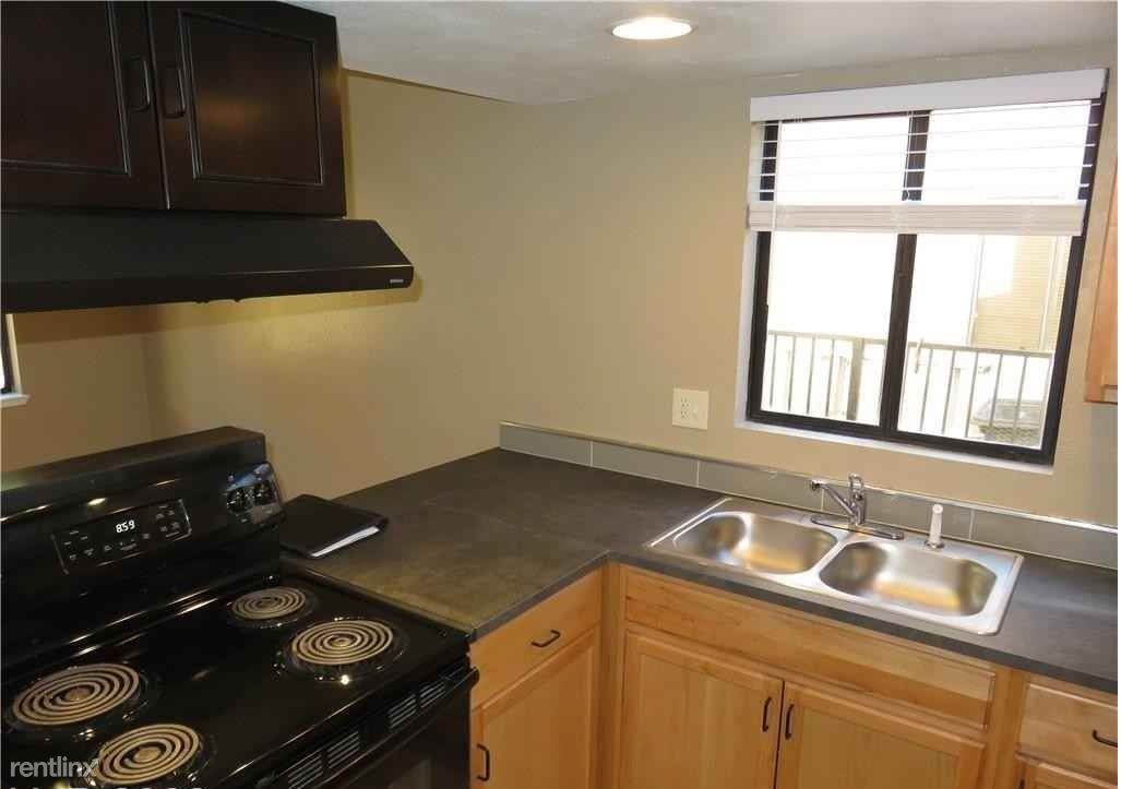 Building Photo - 2 br, 1.5 bath House - 1214 Mews Ln