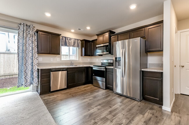 Building Photo - 10710 185th St E