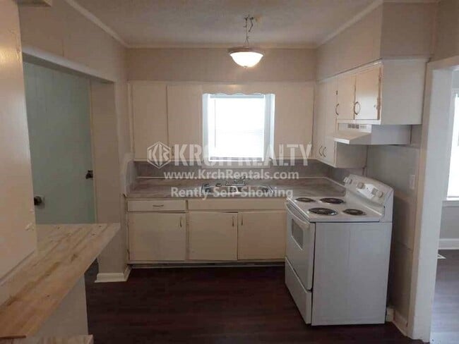 Building Photo - Adorable 3 bedroom, 2 bathroom home!