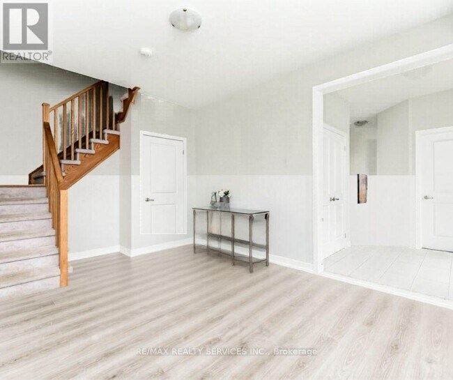 Building Photo - 98 Pine Gate Pl