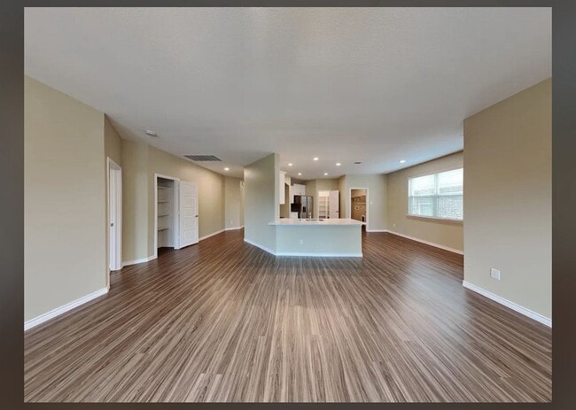 Foto del edificio - 116 Garden Grove Dr