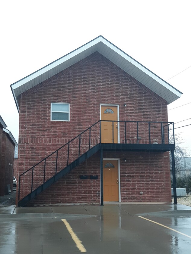Building Photo - 505 S Blakely St