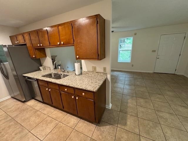 Foto del edificio - 3022 Rain Valley Cir