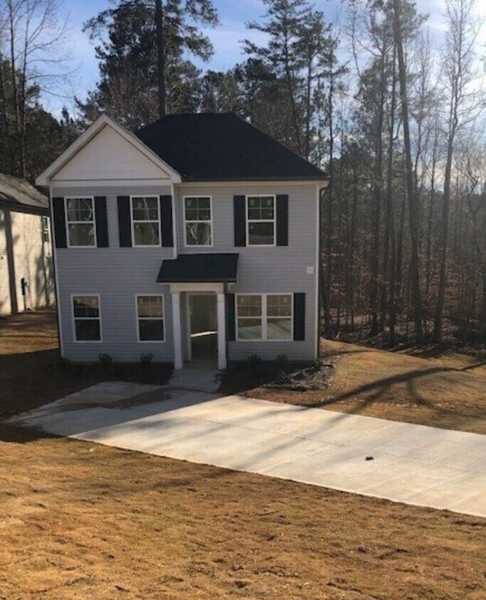 Foto principal - 2 Bed / 2.5 Bath near Lake Lanier