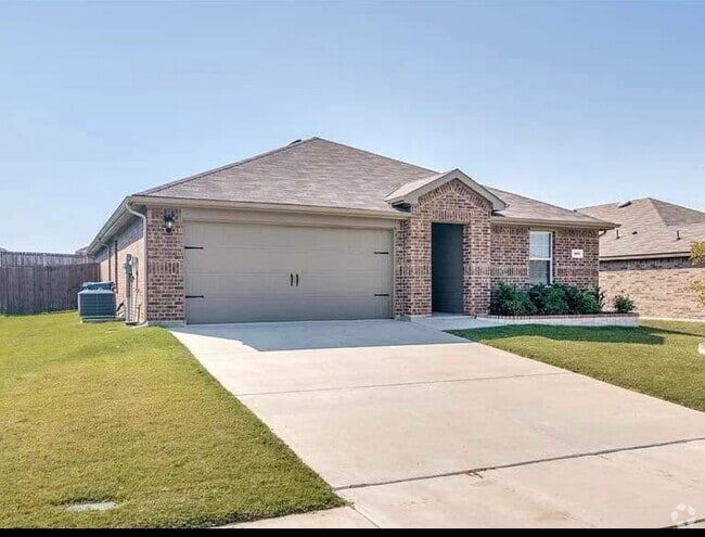 Building Photo - 902 Old Bluff Ln