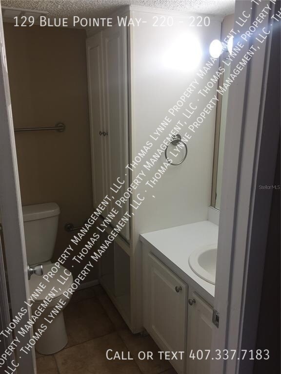 Building Photo - 129 Blue Pointe Way