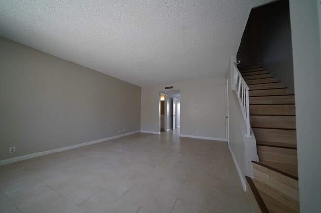 Building Photo - 5282 S Maryland Pky